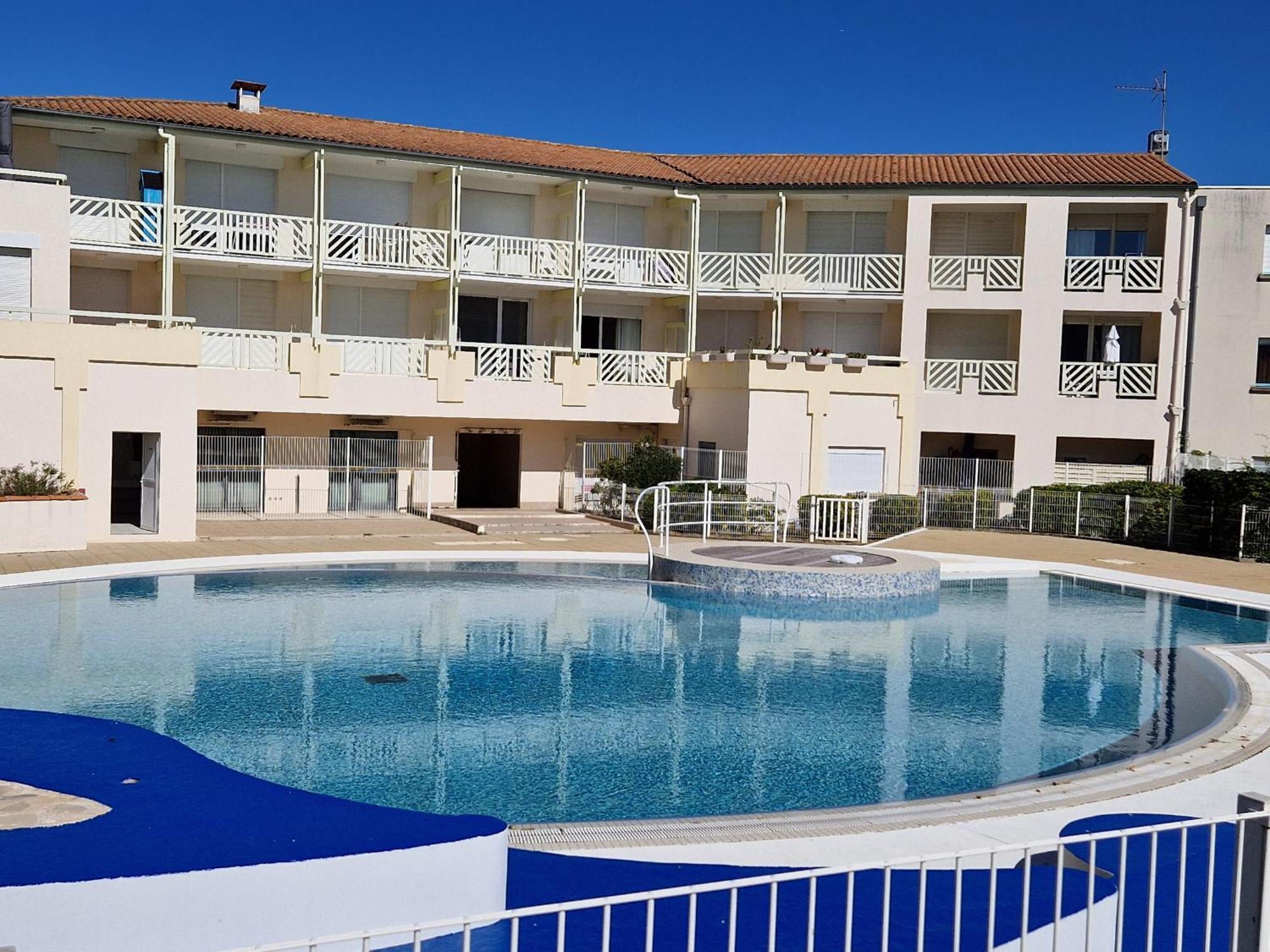 Appartement Pres De La Plage - 4 Pers, Piscine Ouverte, Parking, Animaux Acceptes - Fr-1-706-12 Châtelaillon-Plage Eksteriør bilde